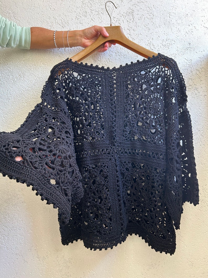 Elegant Grid Top Crochet Pattern
