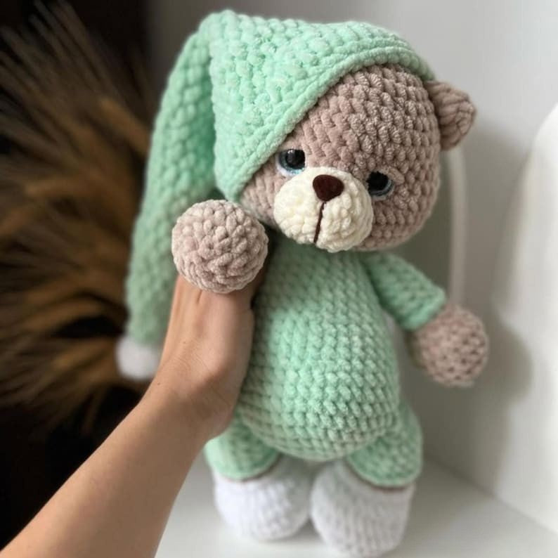 Snuggle Bear Crochet Pattern