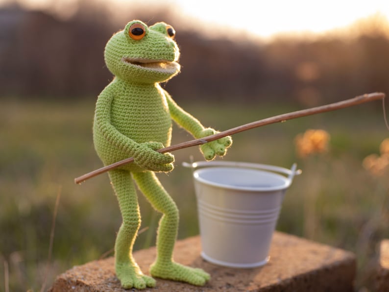 Funny Frog Crochet Pattern