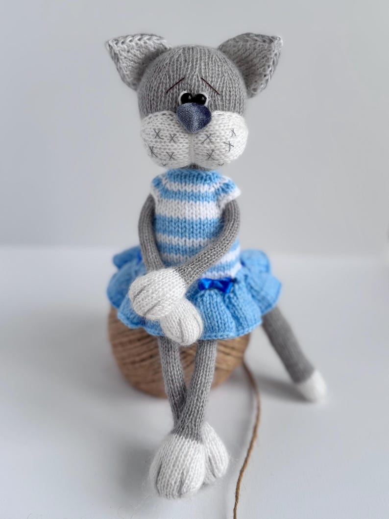 Mariner Cat Knitting Pattern