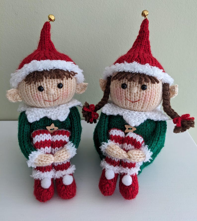 Cranberry Elves Knitting Pattern