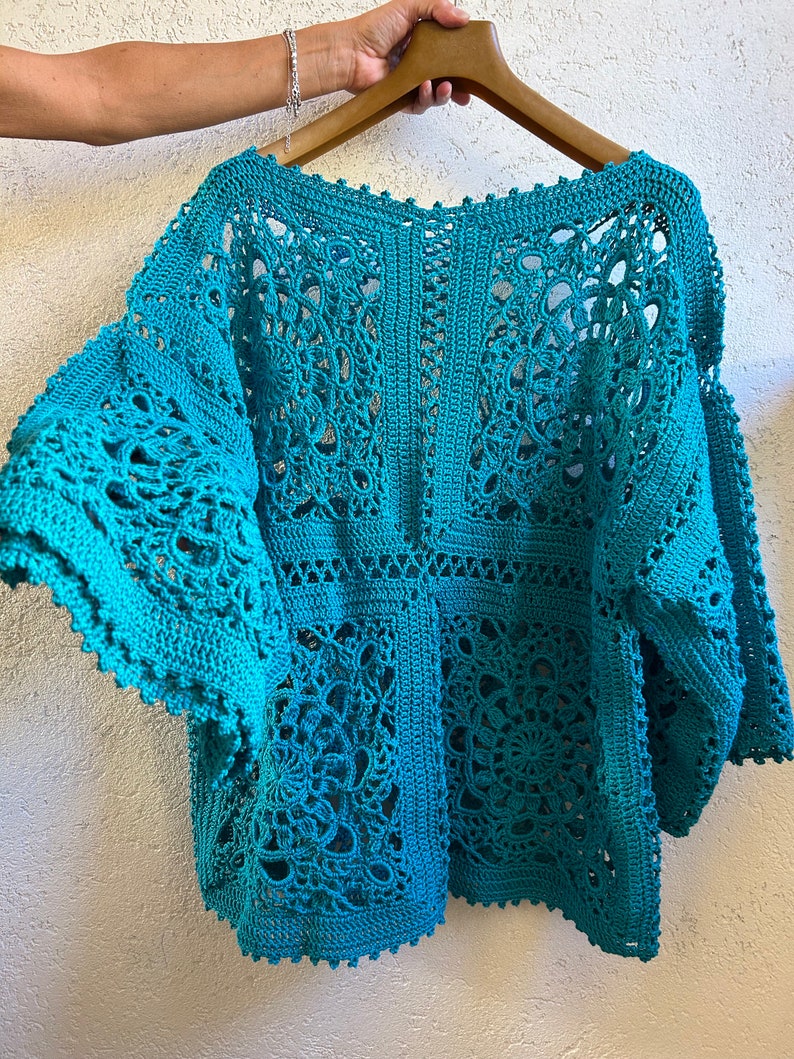Elegant Grid Top Crochet Pattern