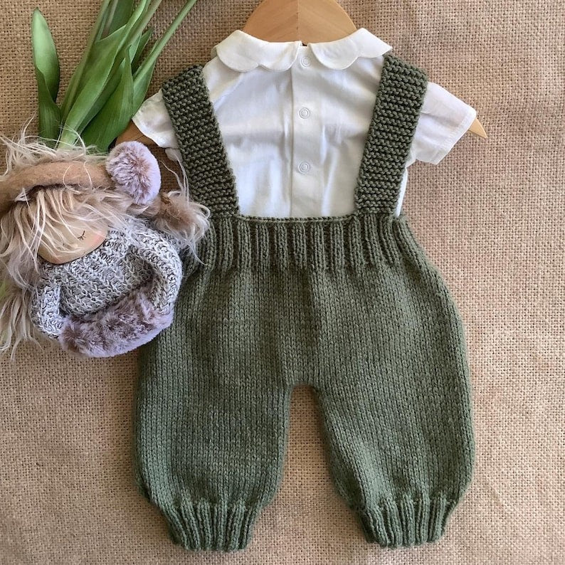 Little Olive Jumpsuit Knitting Pattern