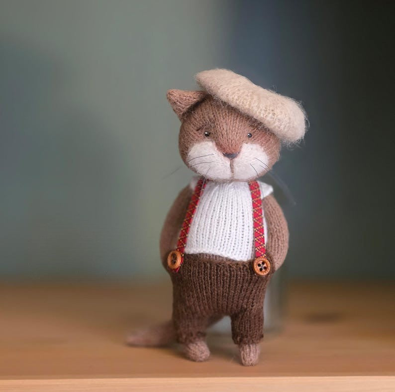 Almond Cat Knitting Pattern