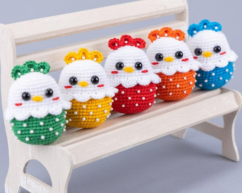 Cheerful Chicks Crochet Pattern