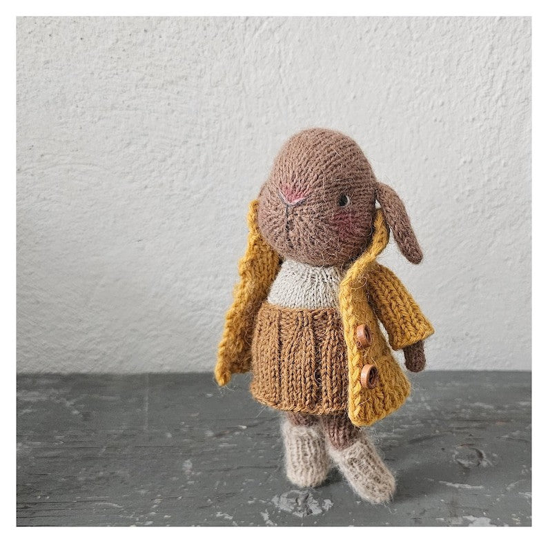 Tiny Wardrobe Knitting Pattern