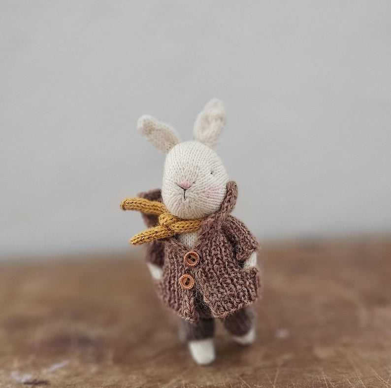 Tiny Wardrobe Knitting Pattern