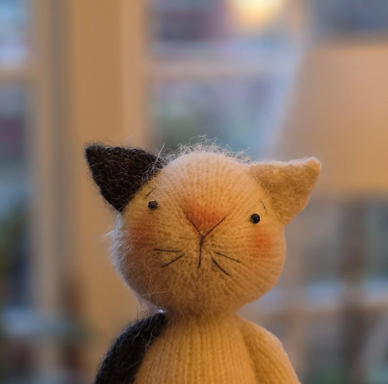 Almond Cat Knitting Pattern