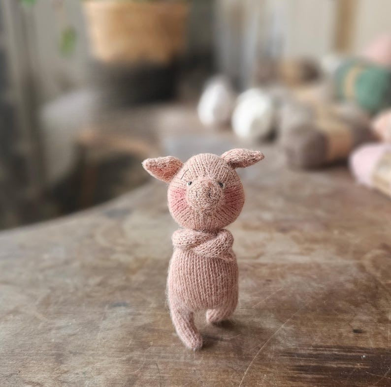 Poppy Piglet Knitting Pattern