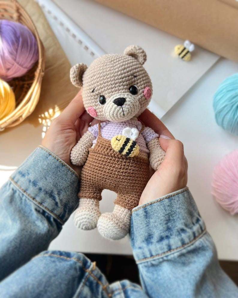 Buzzing Bear Crochet Pattern