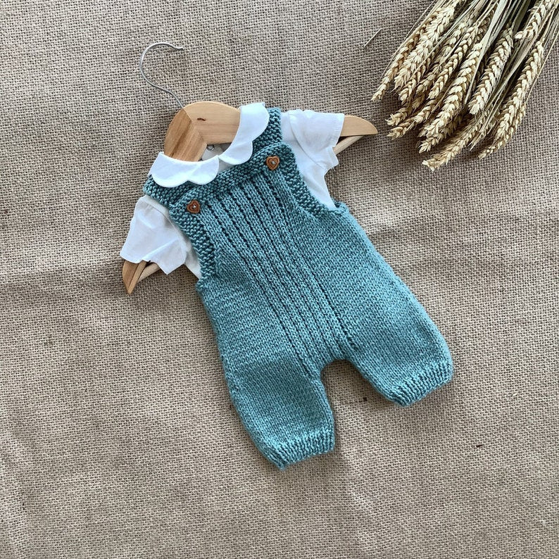 Mossy Overalls Knitting Pattern