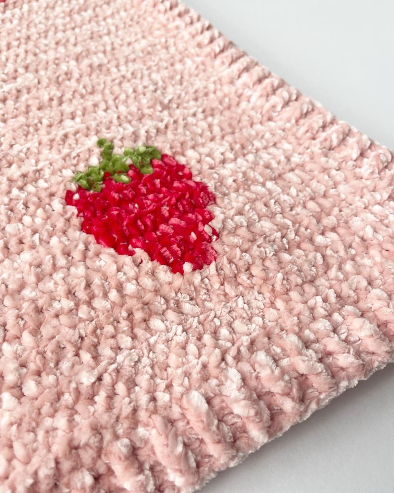 Strawberry Dreams Blanket Crochet Pattern
