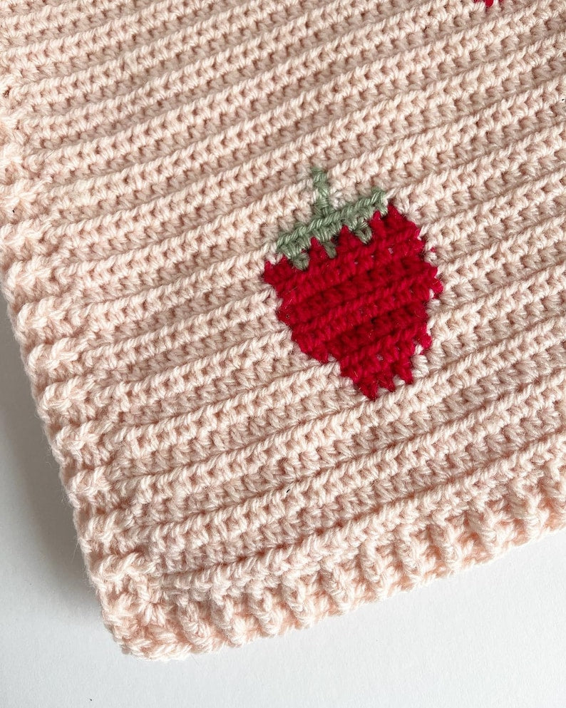 Strawberry Dreams Blanket Crochet Pattern