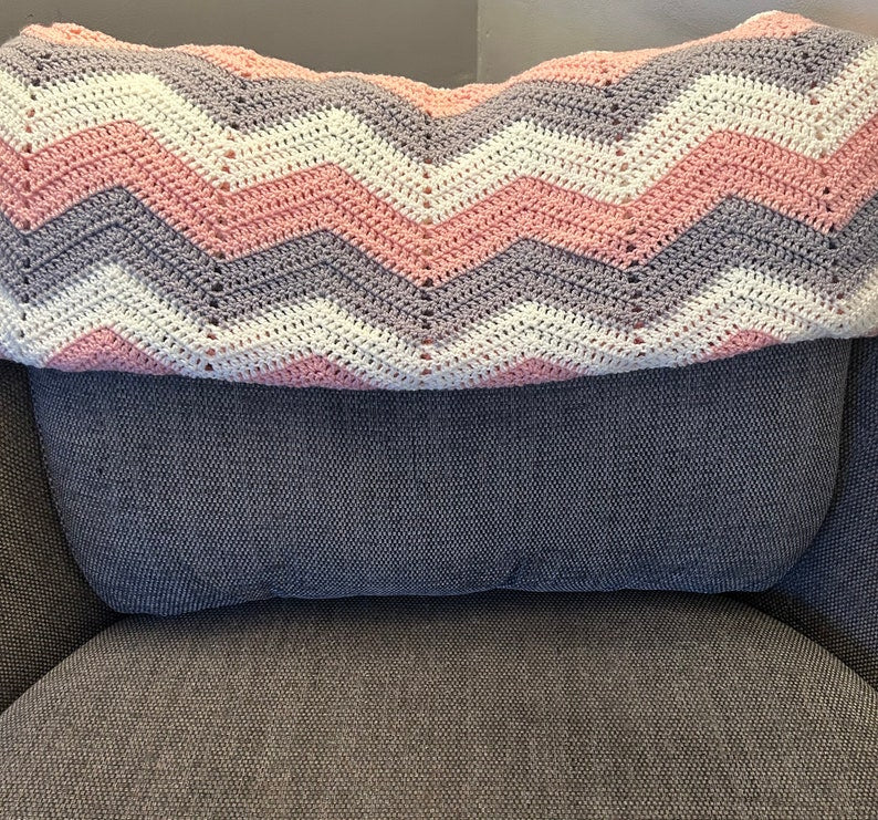 Blush Chevron Blanket Crochet Pattern