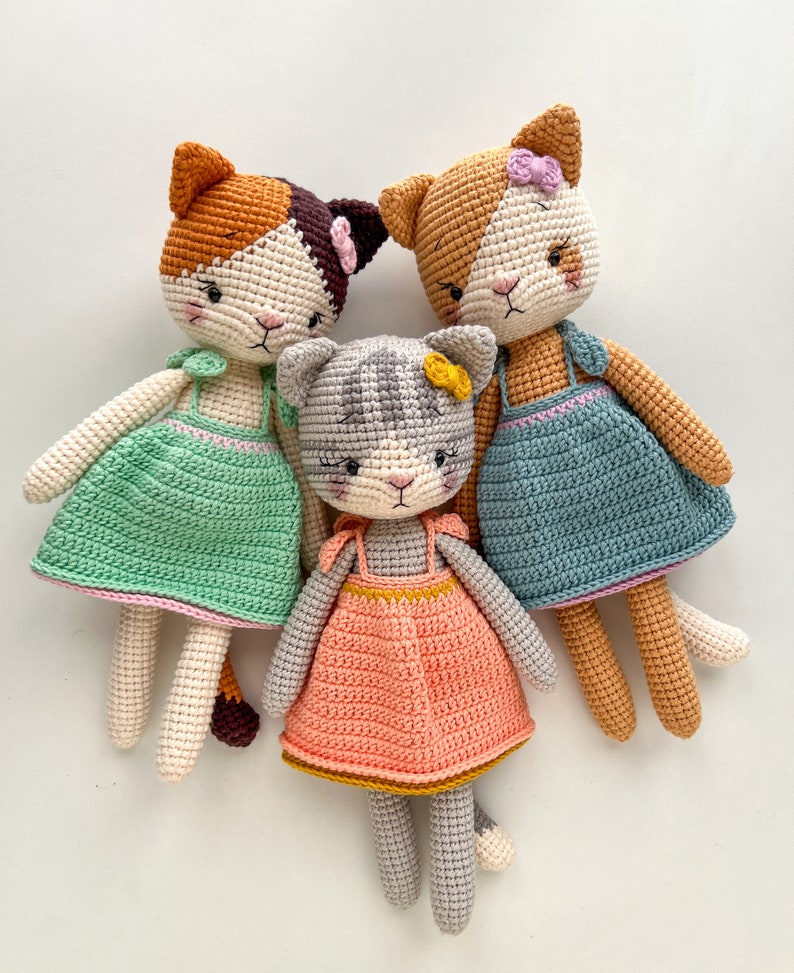 Kitty Sisters Crochet Pattern