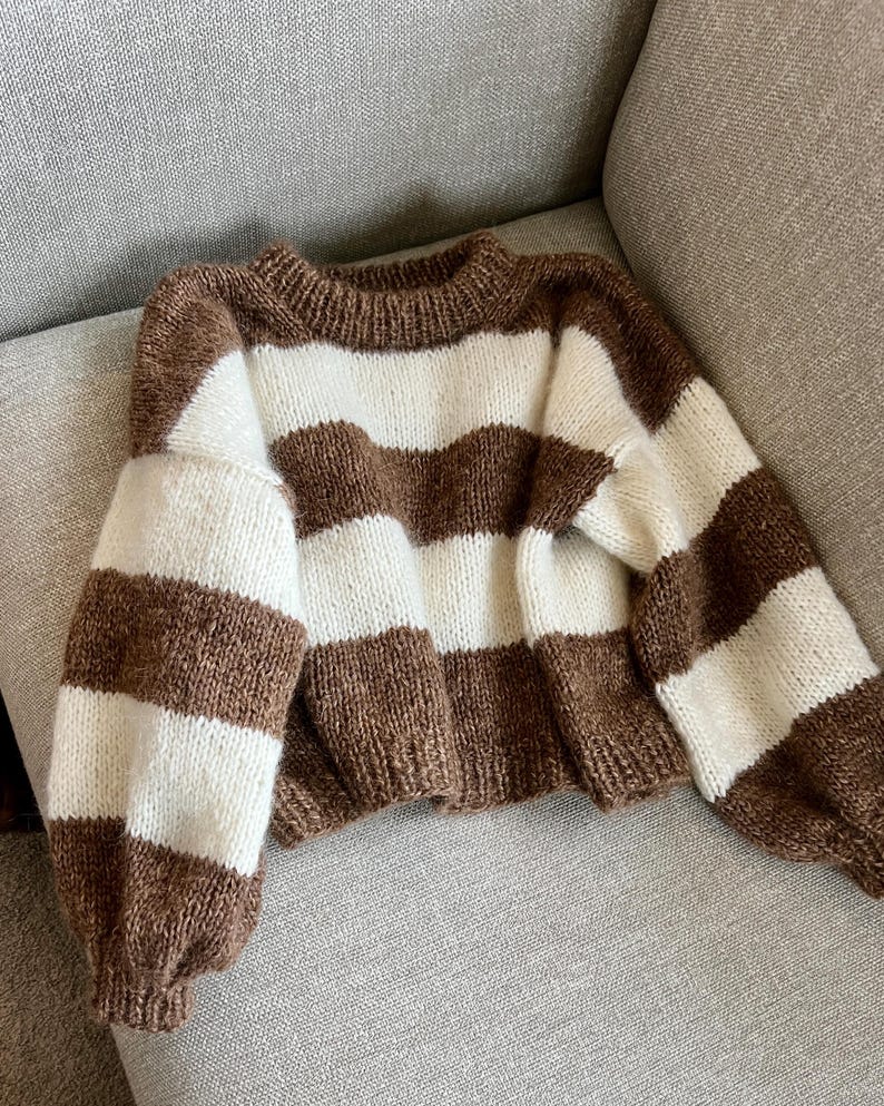 Modern Oversized Sweater Knitting Pattern