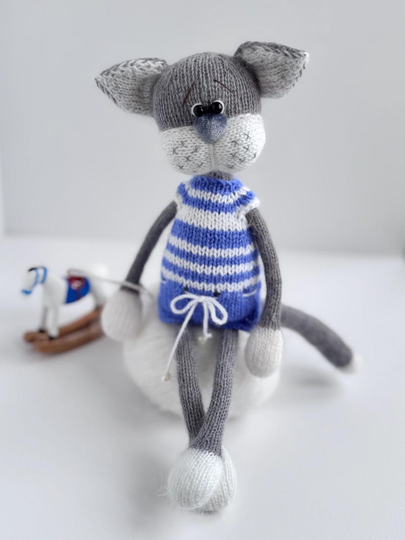 Mariner Cat Knitting Pattern