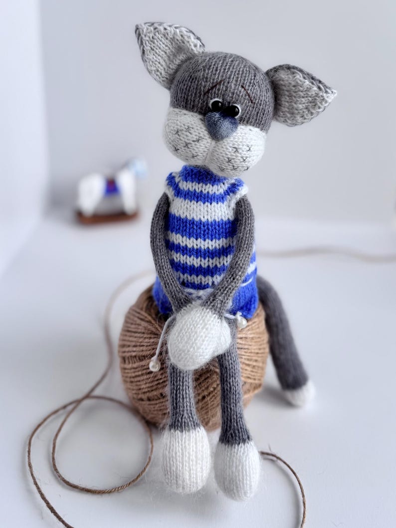 Mariner Cat Knitting Pattern