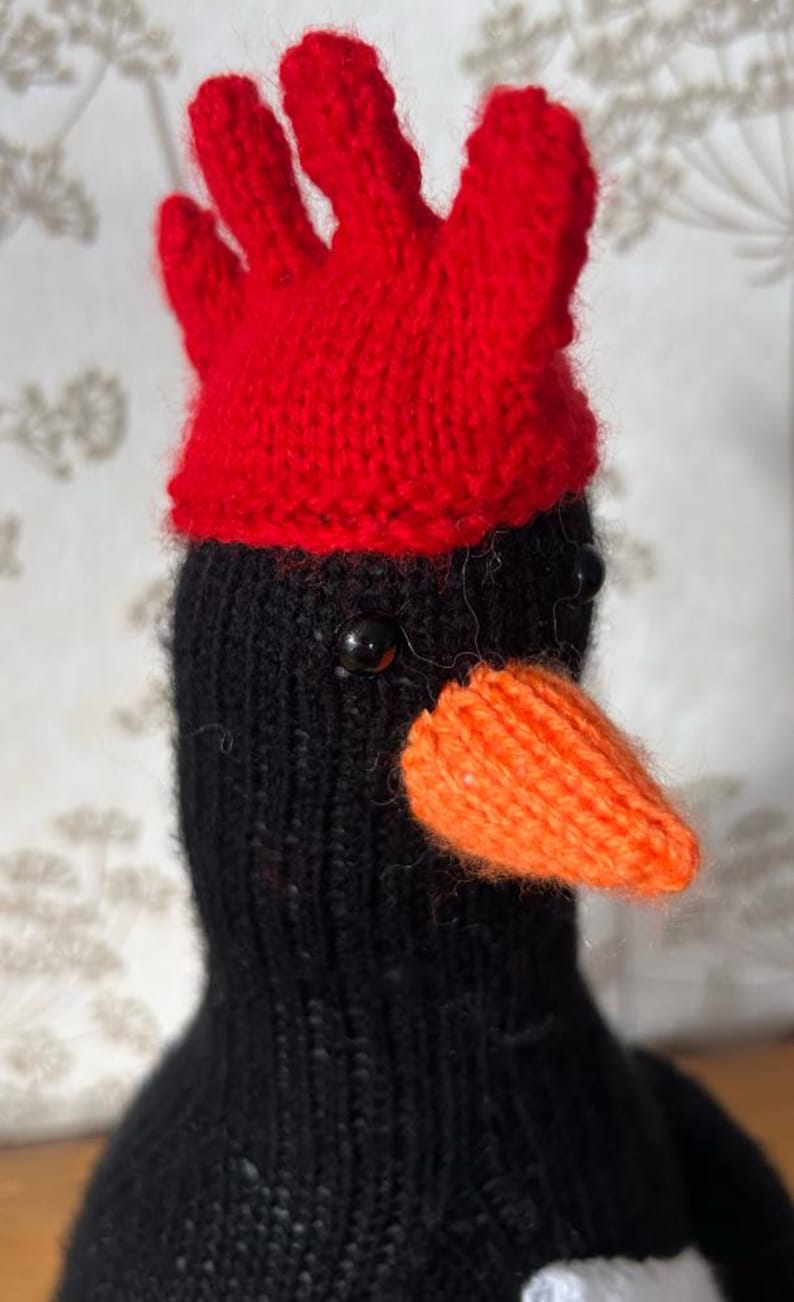 Snowy Penguin Knitting Pattern