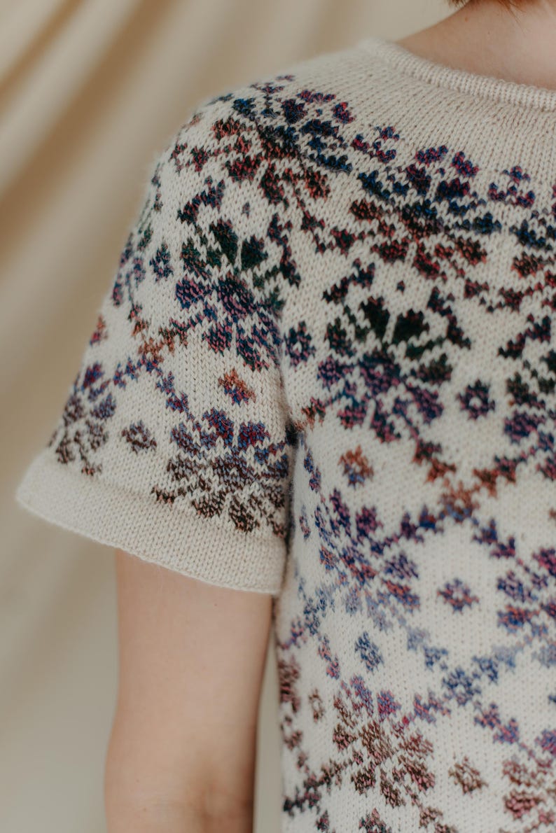 Snowbloom Top Knitting Pattern