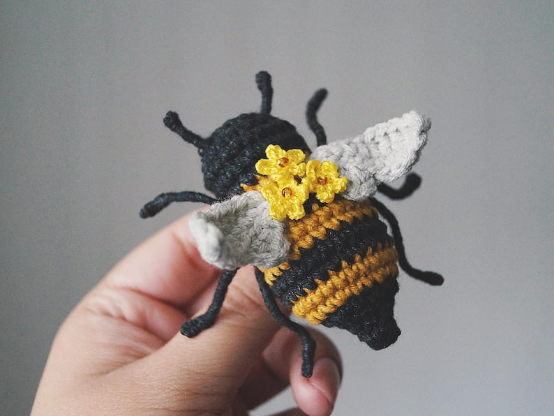 Honey Bee Charm Crochet Pattern