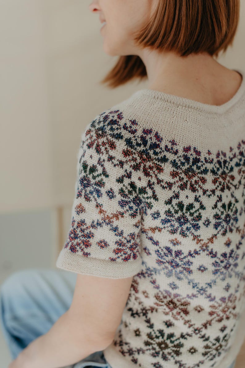Snowbloom Top Knitting Pattern