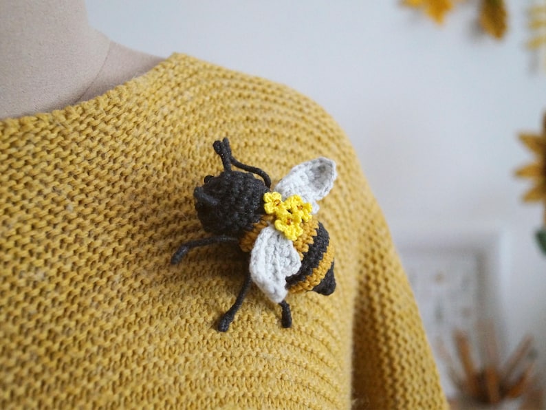 Honey Bee Charm Crochet Pattern