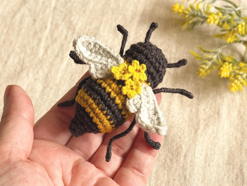 Honey Bee Charm Crochet Pattern