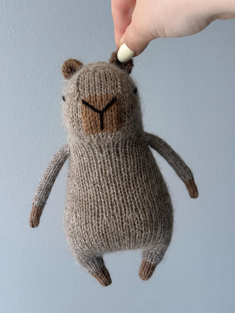 Chubby Capybara Knitting Pattern