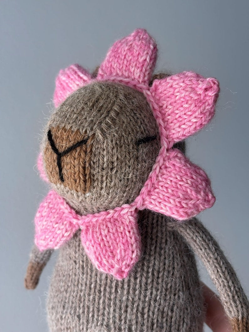Chubby Capybara Knitting Pattern