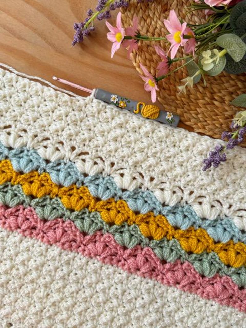 Sweet Lotus Blanket Crochet Pattern