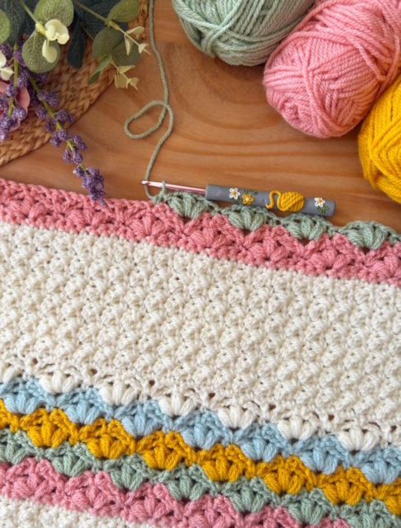 Sweet Lotus Blanket Crochet Pattern