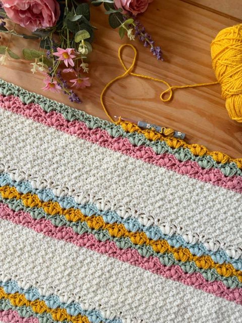 Sweet Lotus Blanket Crochet Pattern