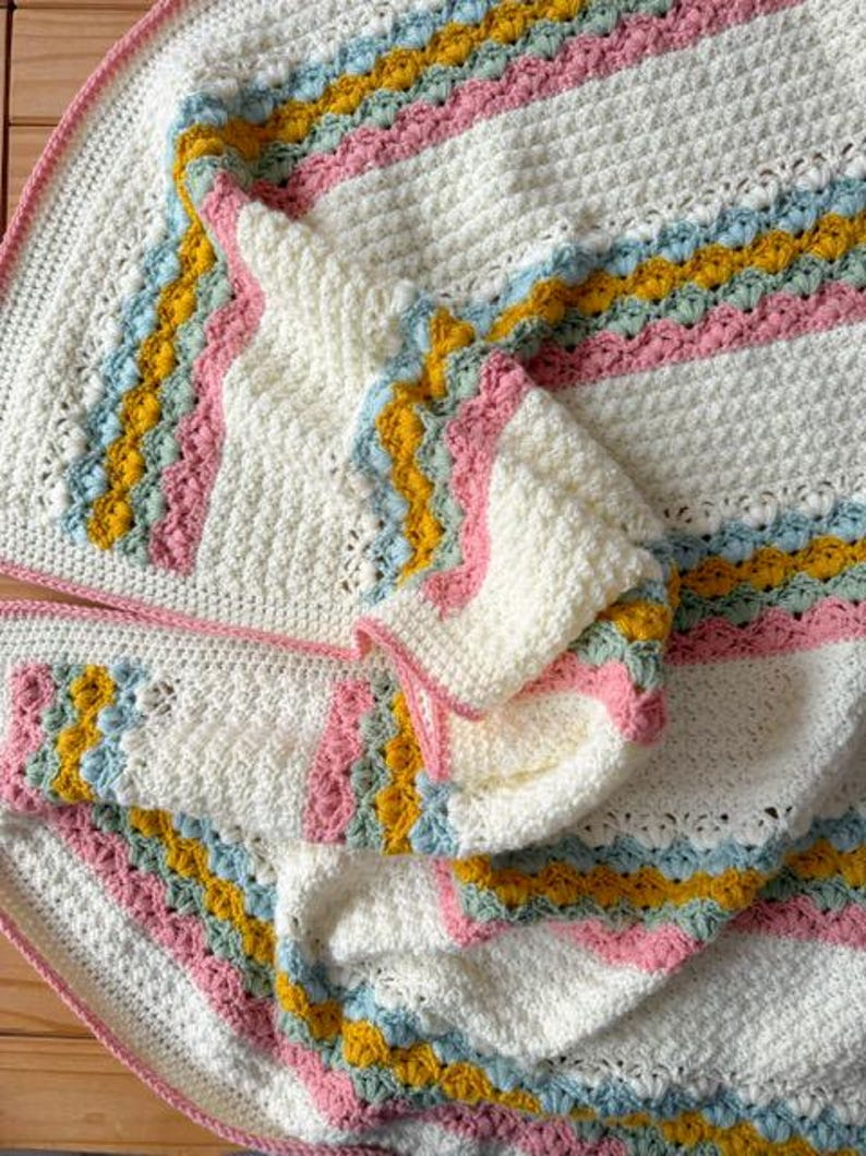 Sweet Lotus Blanket Crochet Pattern
