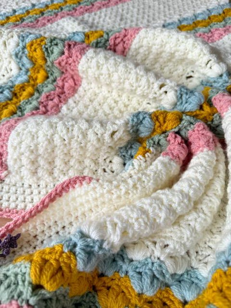 Sweet Lotus Blanket Crochet Pattern